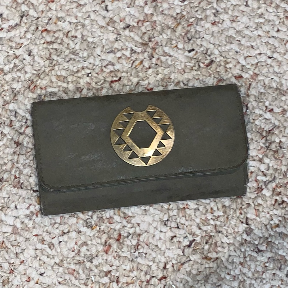☀️SALE☀️Army Green Wallet